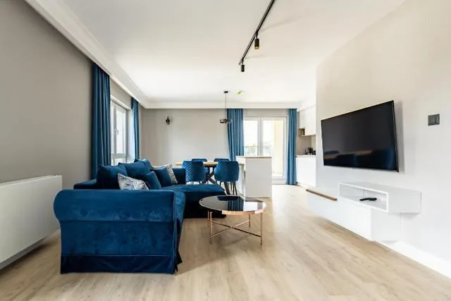 Leeloo Lägenhetshotell 3*